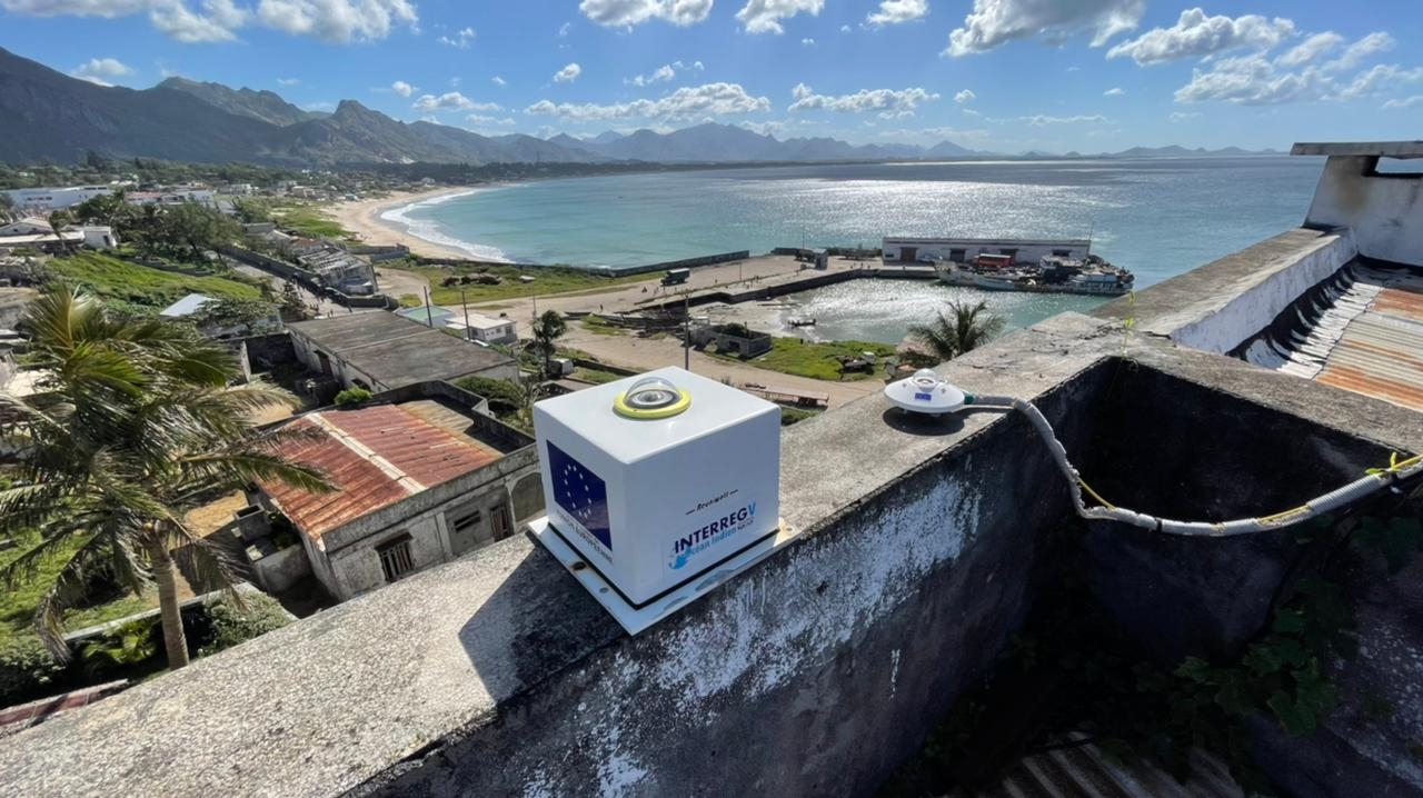 Sky camera on a tropical island