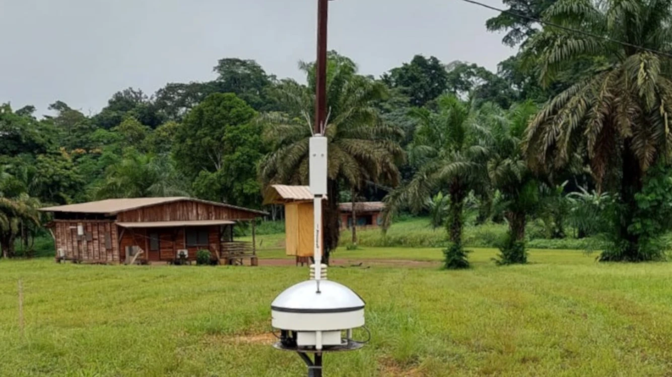 24/7 cloud observation with Sky InSight all-sky imager Sky InSight all-sky imager deployed for research (a project studying low-level clouds during the dry season) in Gabon.